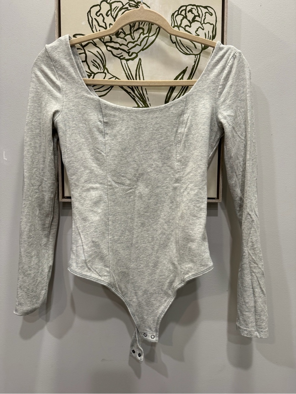 Abercrombie & Fitch Gray Long-Sleeve Scoop Neck Bodysuit Small ~ NEW WITHOUT TAG